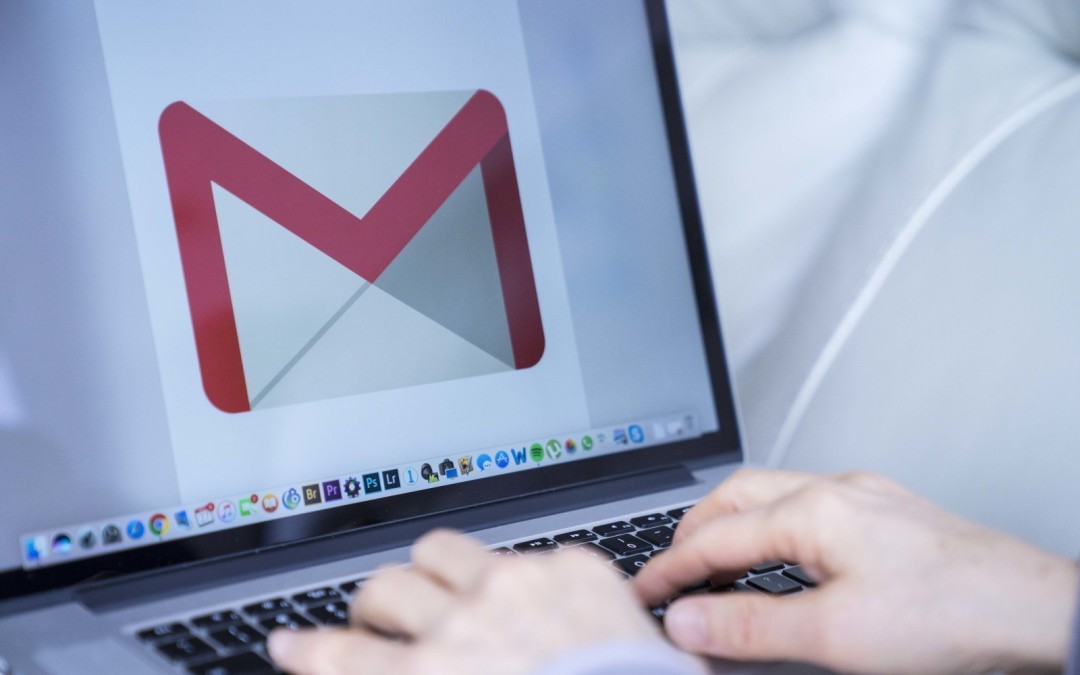 Ex-designer do Gmail lança extensão que simplifica totalmente o visual do e-mail